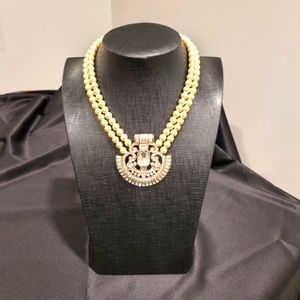 Faux Pearl & Rhinestone Fashion Necklace